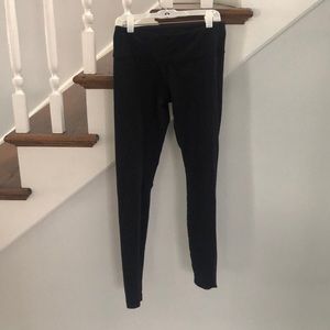 Black lulu lemon leggings